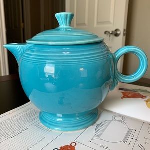 Vintage turqouise fiesta Large Teapot with lid